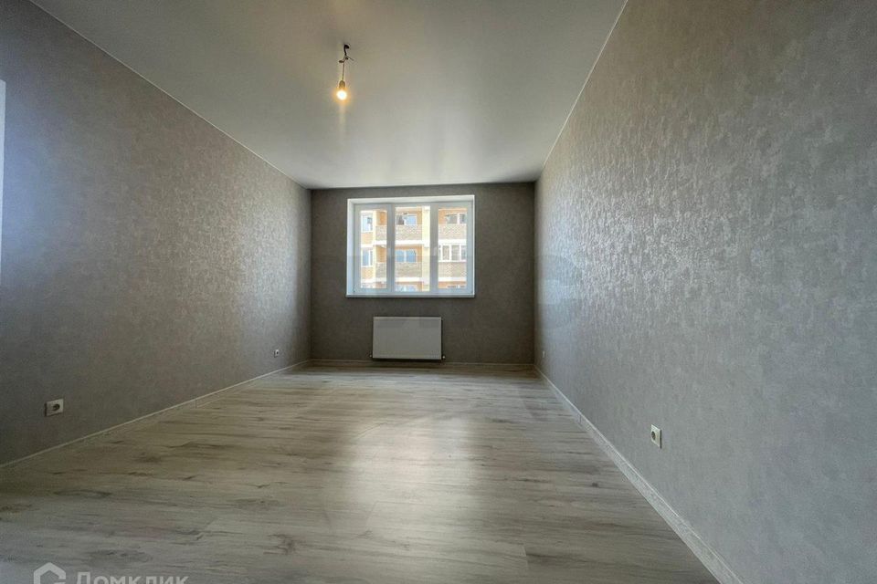 Продаётся 1-комнатная квартира, 43 м²