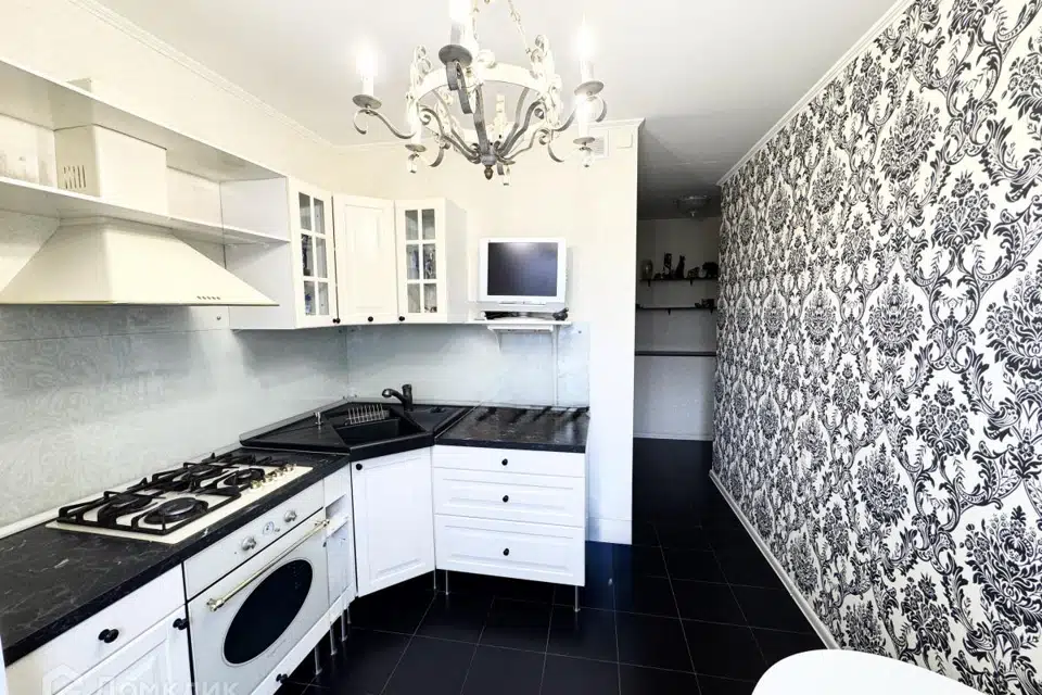 Продаётся 2-комнатная квартира, 58 м²