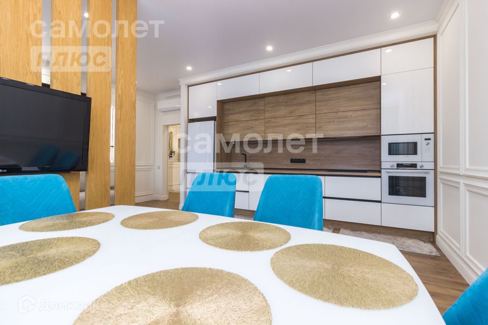 Продаётся 3-комнатная квартира, 90.5 м²