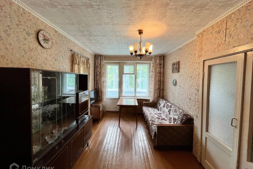 Продаётся 2-комнатная квартира, 42.8 м²