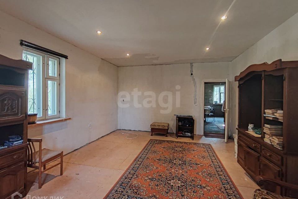 Продаётся 3-этажный дом, 400 м²