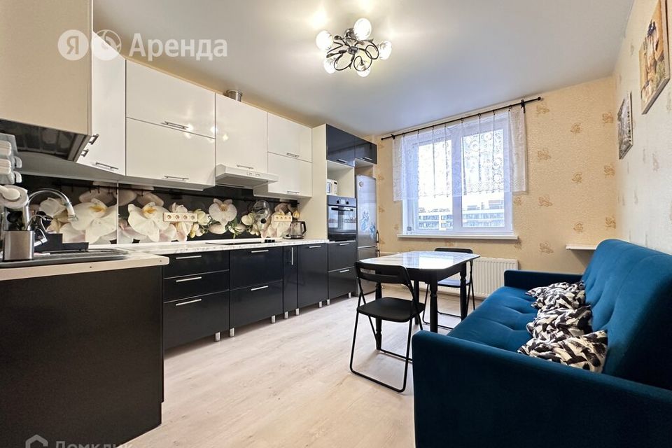 Сдаётся 2-комнатная квартира, 52 м²