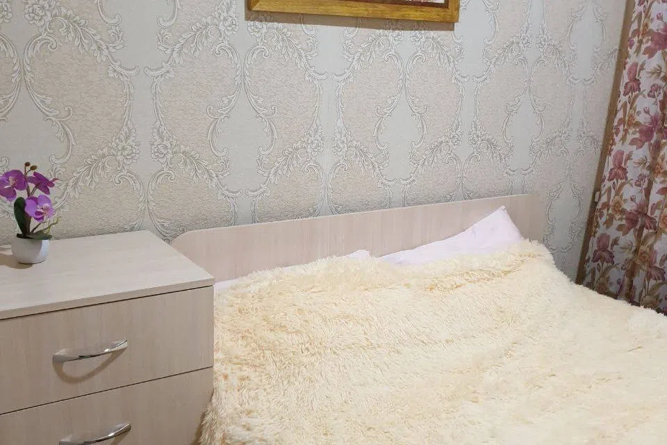 Продаётся 3-комнатная квартира, 43.2 м²