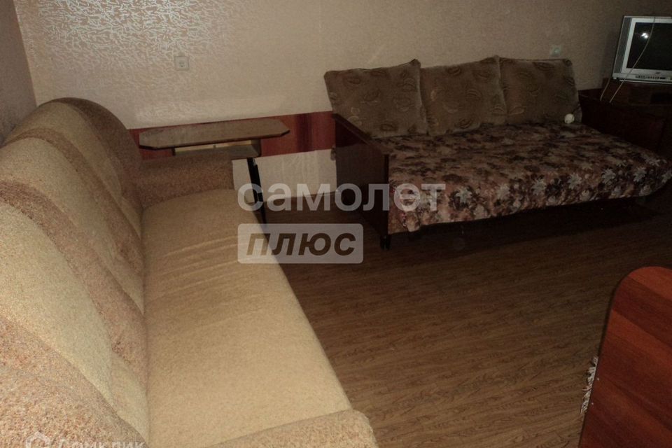 Сдаётся 2-комнатная квартира, 71 м²