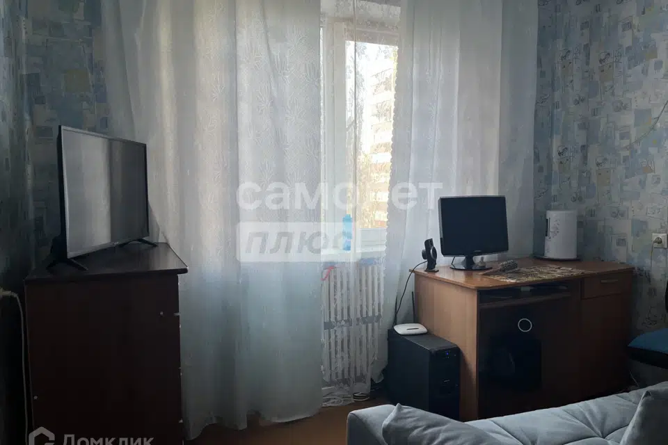Продаётся 3-комнатная квартира, 60.5 м²