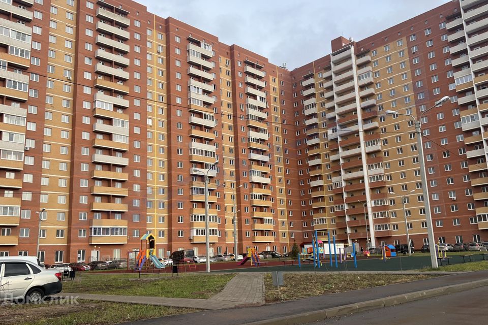 Продаётся 3-комнатная квартира, 72.6 м²