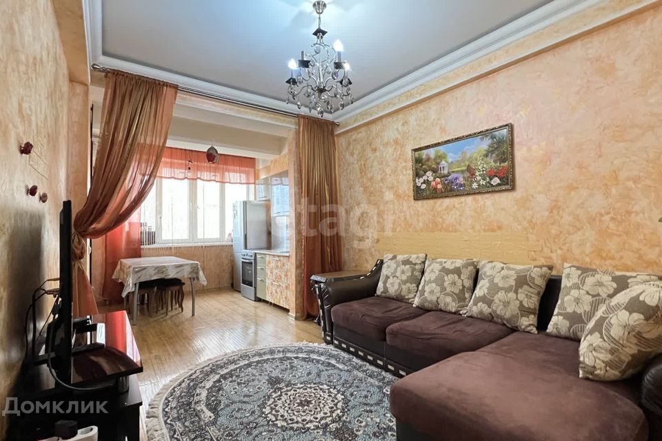 Продаётся 2-комнатная квартира, 56.6 м²