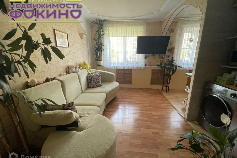 Продаётся 3-комнатная квартира, 60 м²