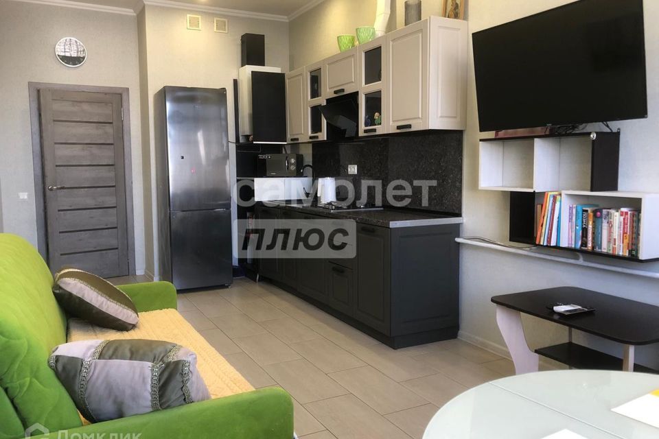 Продаётся 1-комнатная квартира, 49 м²