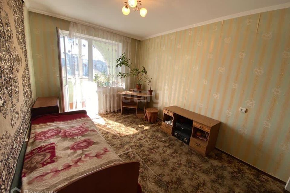 Продаётся 3-комнатная квартира, 72.4 м²