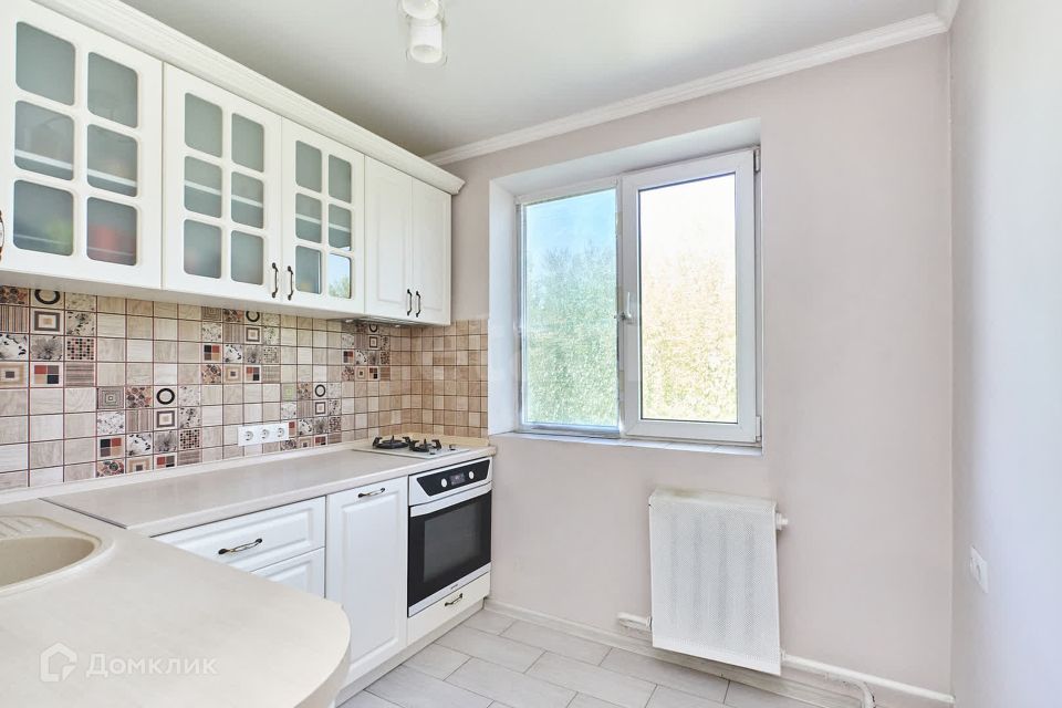 Сдаётся 3-комнатная квартира, 56.4 м²