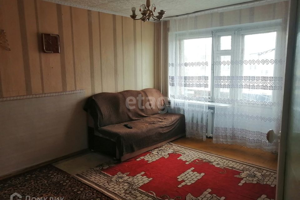 Продаётся 4-комнатная квартира, 76 м²