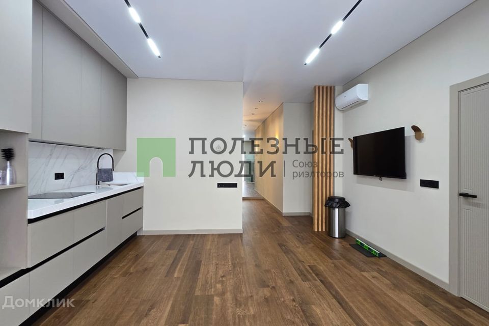 Продаётся 2-комнатная квартира, 69 м²