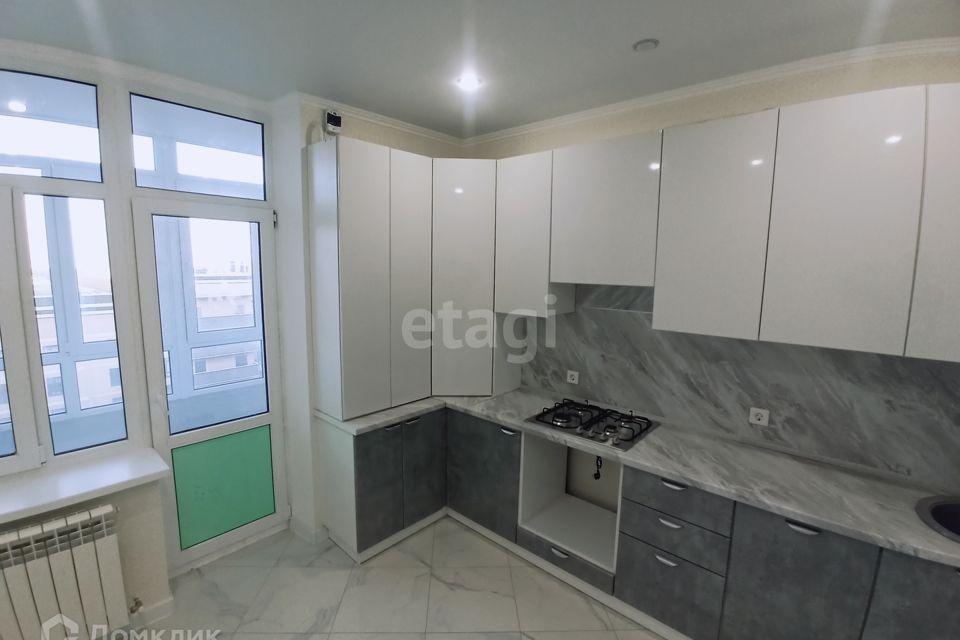 Продаётся 1-комнатная квартира, 42.6 м²