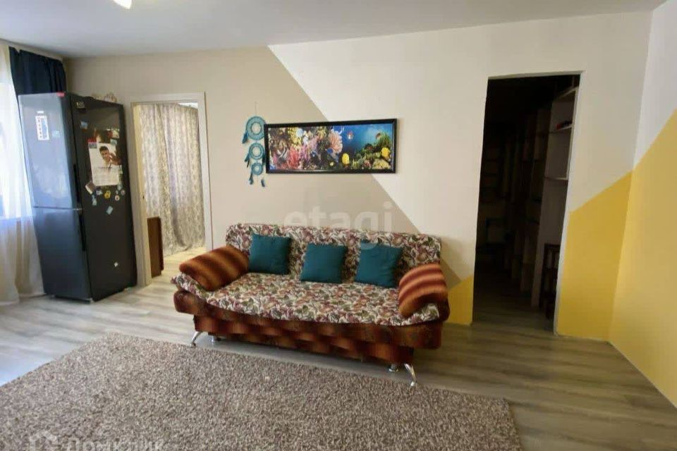 Продаётся 2-комнатная квартира, 42.8 м²