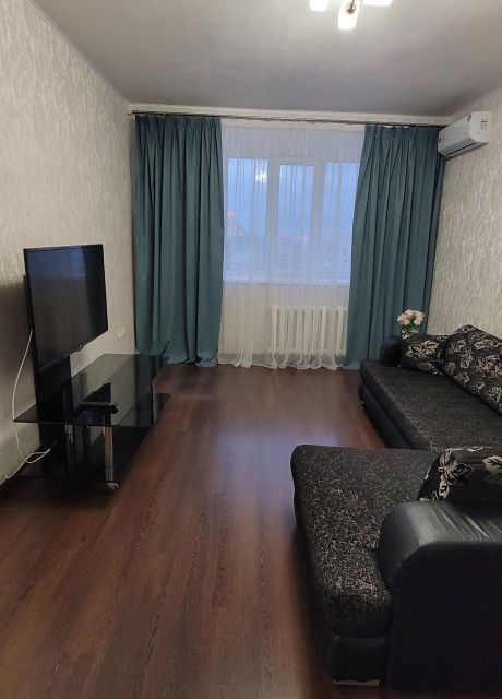 Сдаётся 1-комнатная квартира, 40 м²