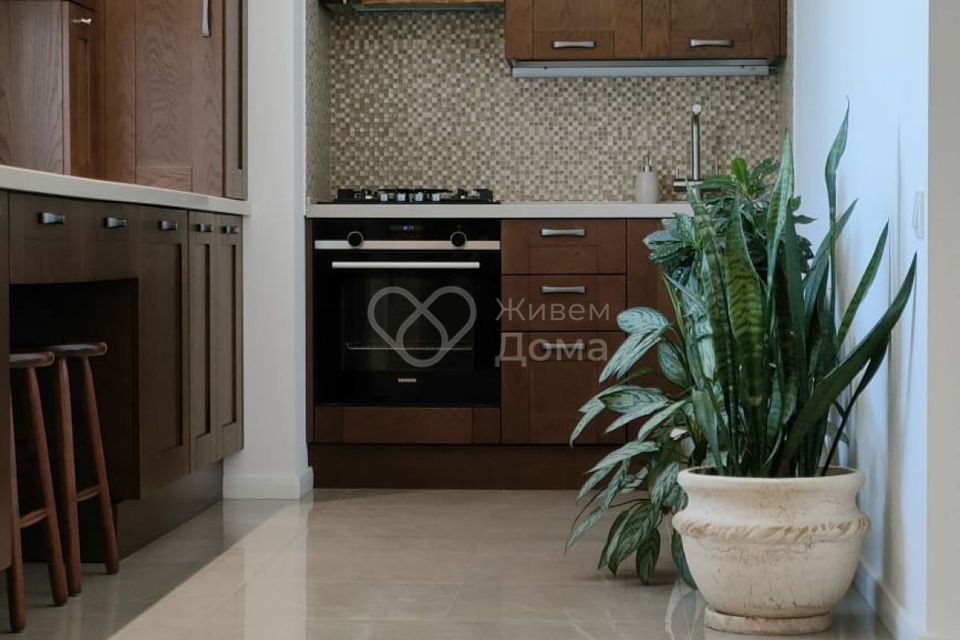 Продаётся 2-комнатная квартира, 55 м²