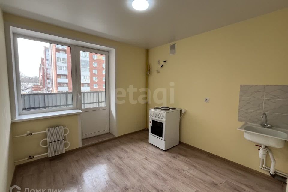 Продаётся 1-комнатная квартира, 41.9 м²