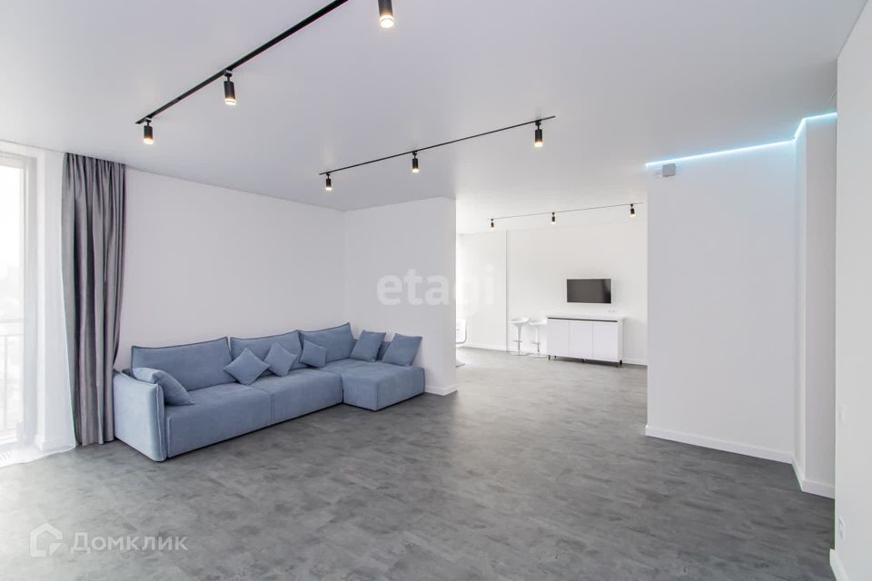 Продаётся 2-комнатная квартира, 86.2 м²