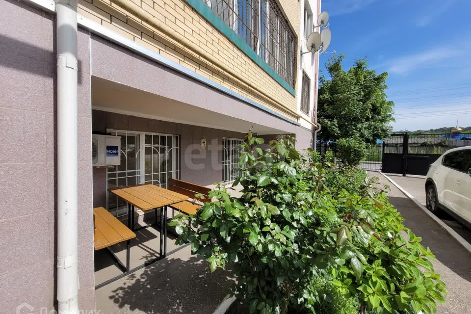 Продаётся 3-комнатная квартира, 90 м²