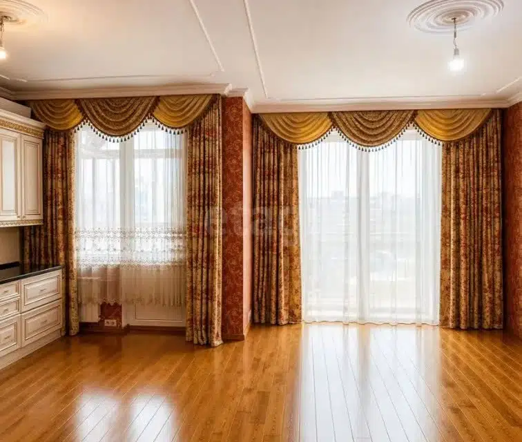 Продаётся студия, 54 м²