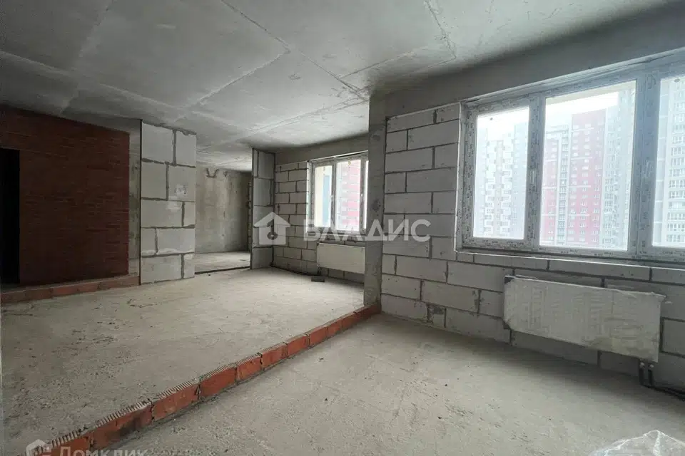 Продаётся 3-комнатная квартира, 109 м²