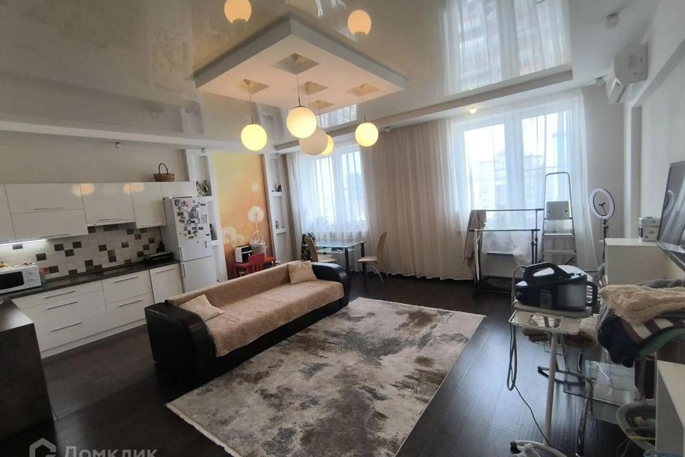 Продаётся студия, 79 м²