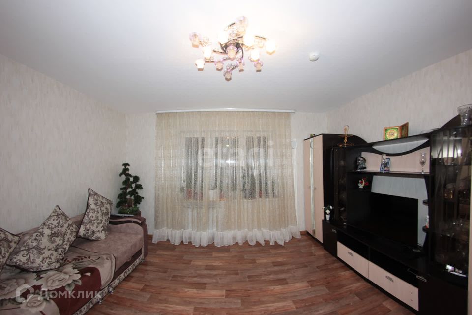 Продаётся 2-комнатная квартира, 57.2 м²