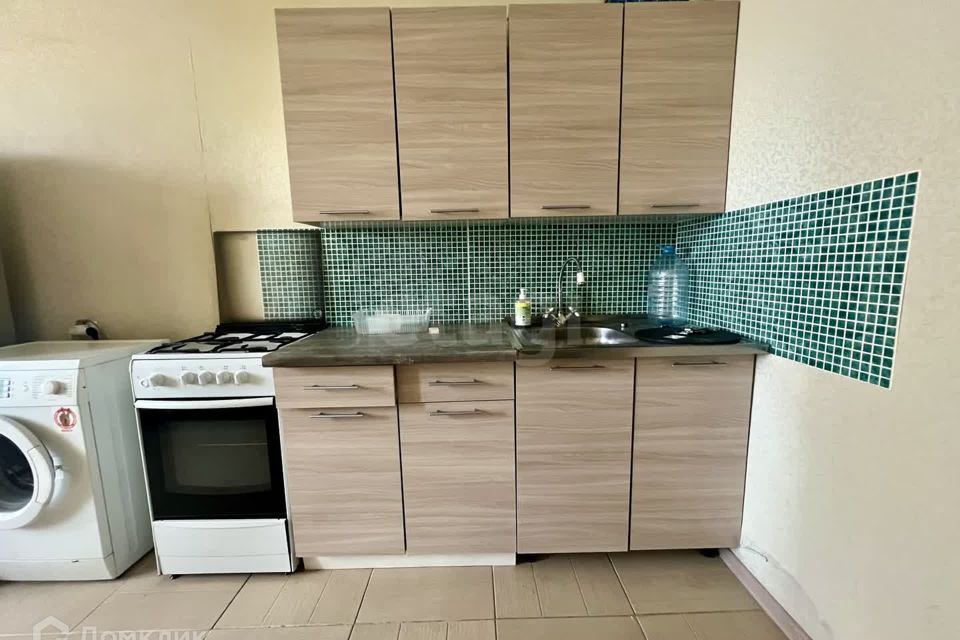 Продаётся 1-комнатная квартира, 43.3 м²