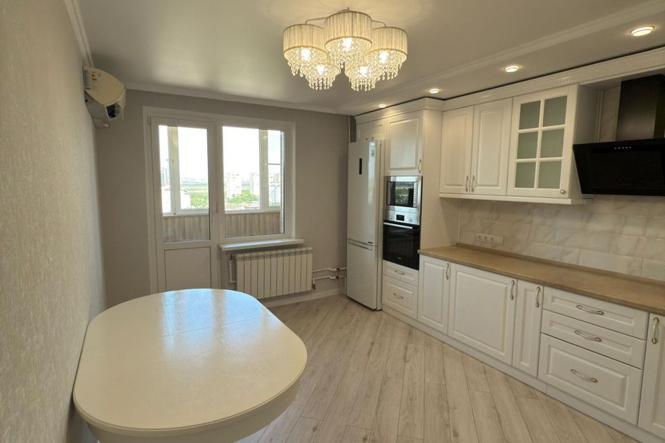 Продаётся 2-комнатная квартира, 67.2 м²