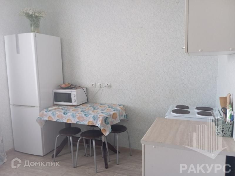 Сдаётся 1-комнатная квартира, 38 м²