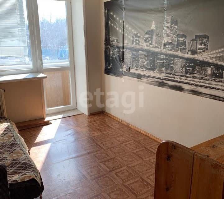 Продаётся 4-комнатная квартира, 61 м²