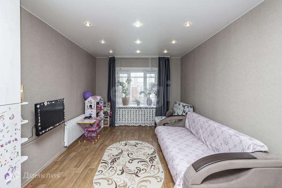 Продаётся 1-комнатная квартира, 39.8 м²