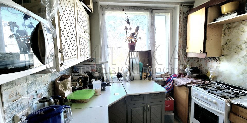 Продаётся комната в 4-комн. квартире, 14.5 м²