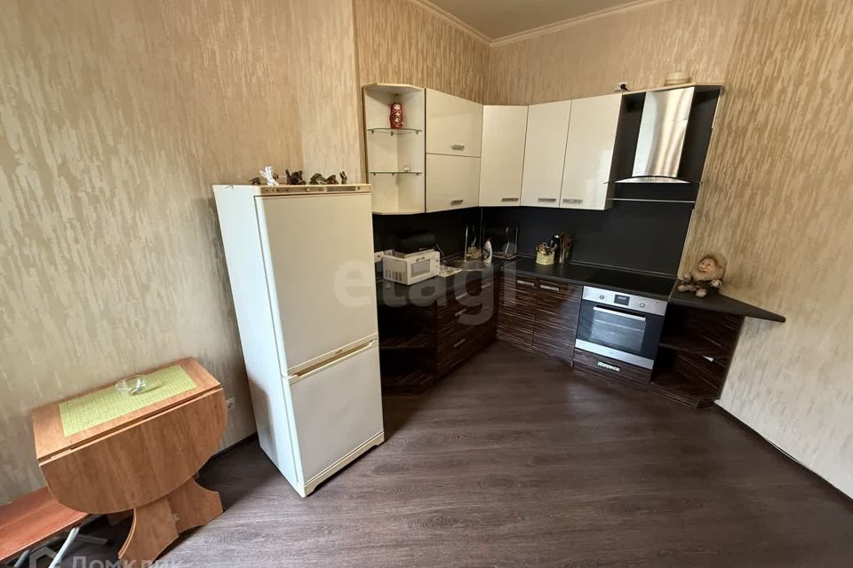 Сдаётся 3-комнатная квартира, 99.8 м²