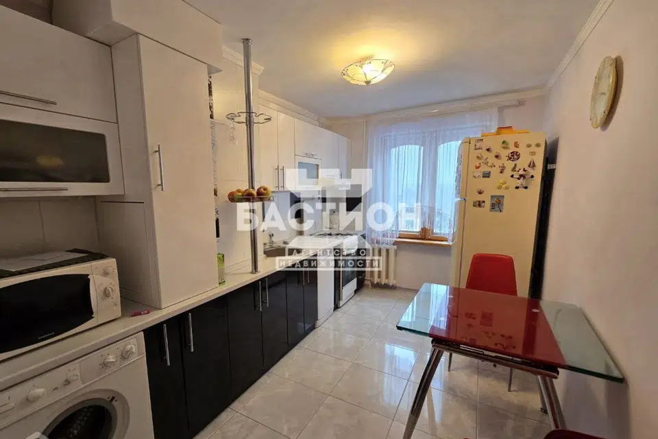 Продаётся 3-комнатная квартира, 64.3 м²