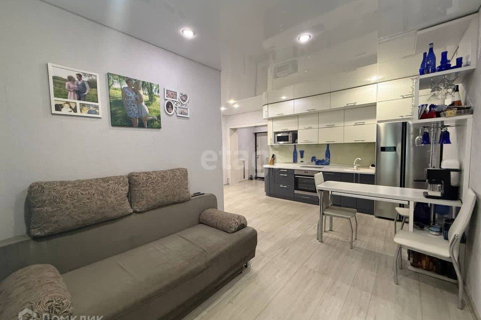 Продаётся 1-комнатная квартира, 41.5 м²
