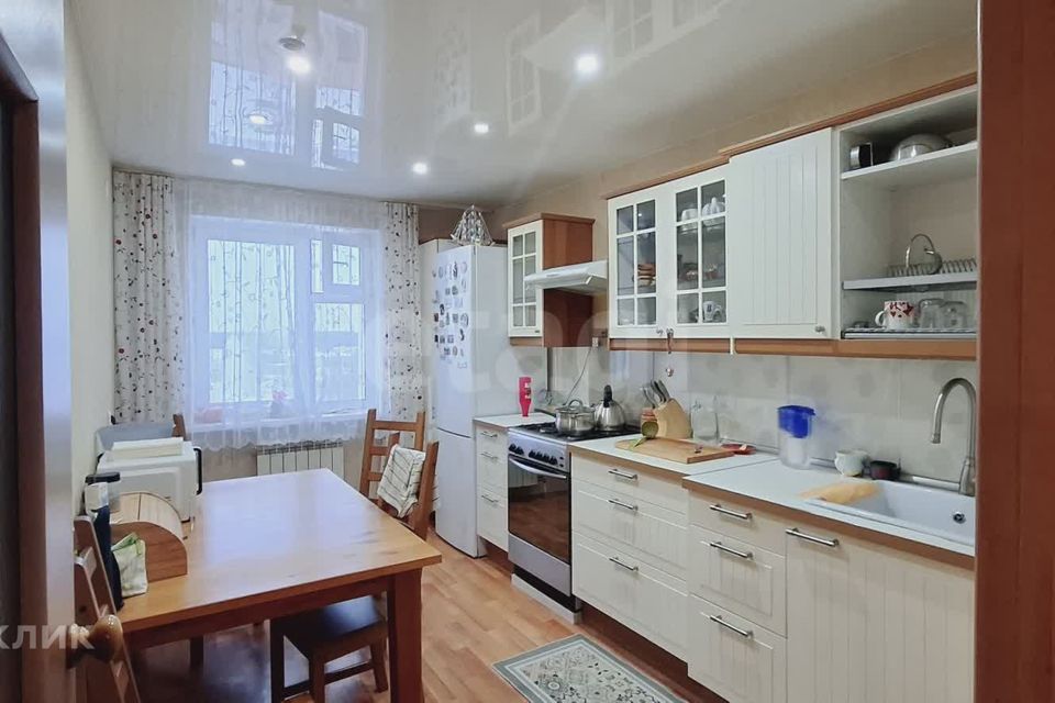Продаётся 3-комнатная квартира, 72 м²