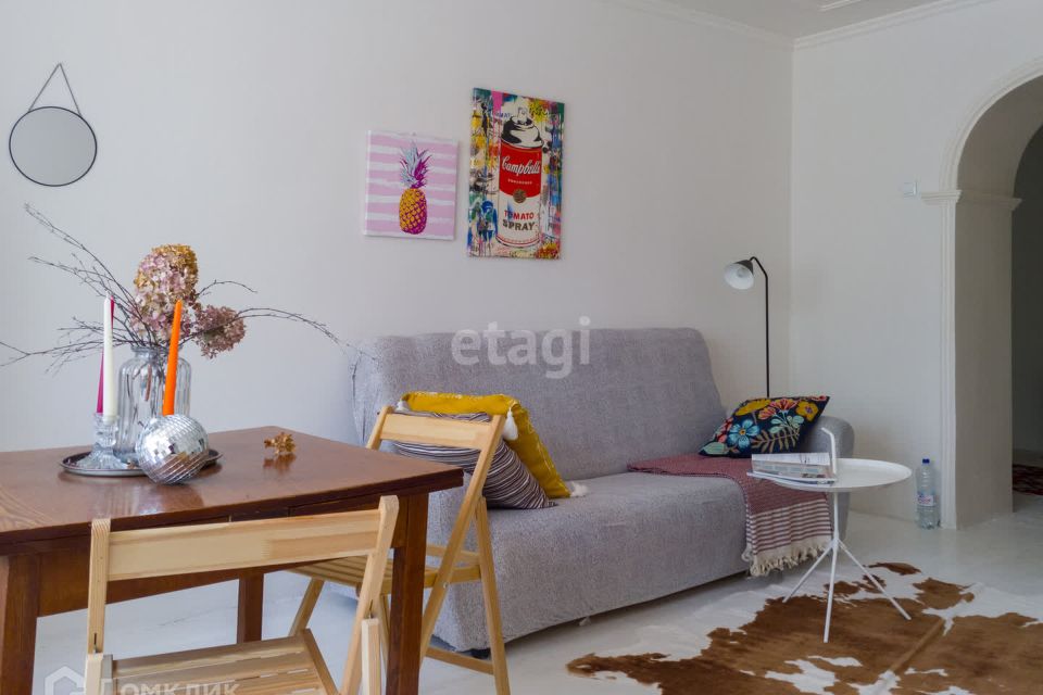 Продаётся 2-комнатная квартира, 52.8 м²