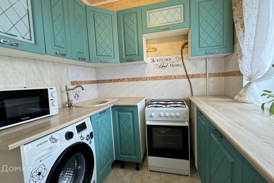 Продаётся 3-комнатная квартира, 59.5 м²