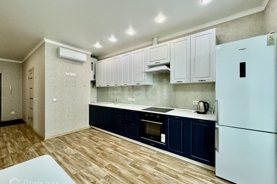 Сдаётся 1-комнатная квартира, 42 м²