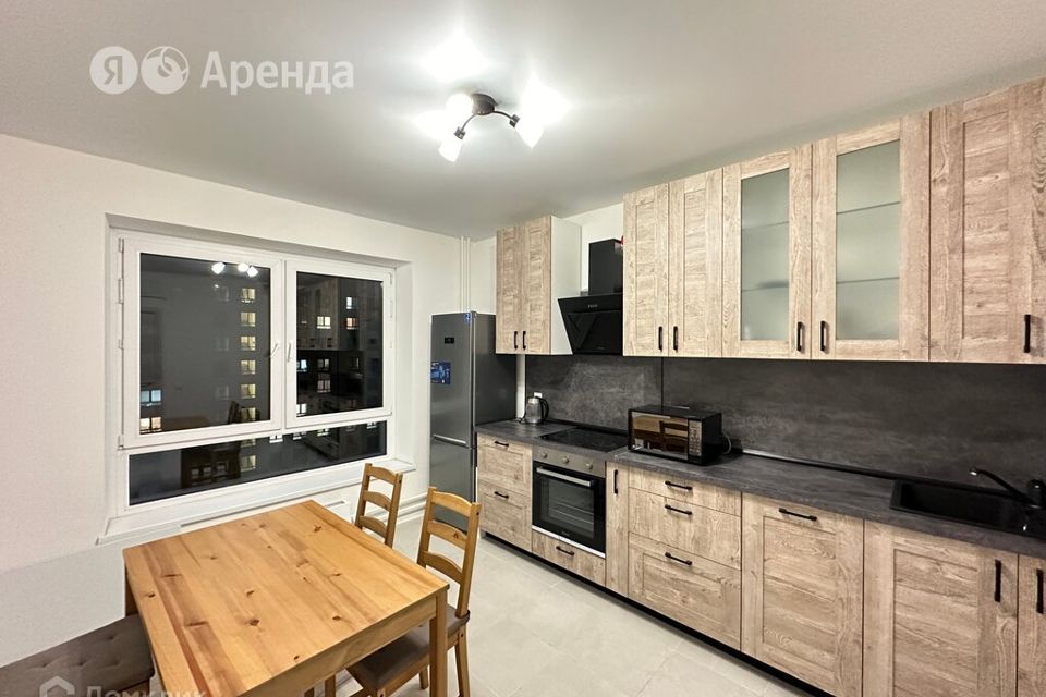 Сдаётся 2-комнатная квартира, 57 м²