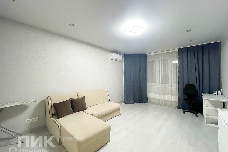 Сдаётся 1-комнатная квартира, 51.8 м²