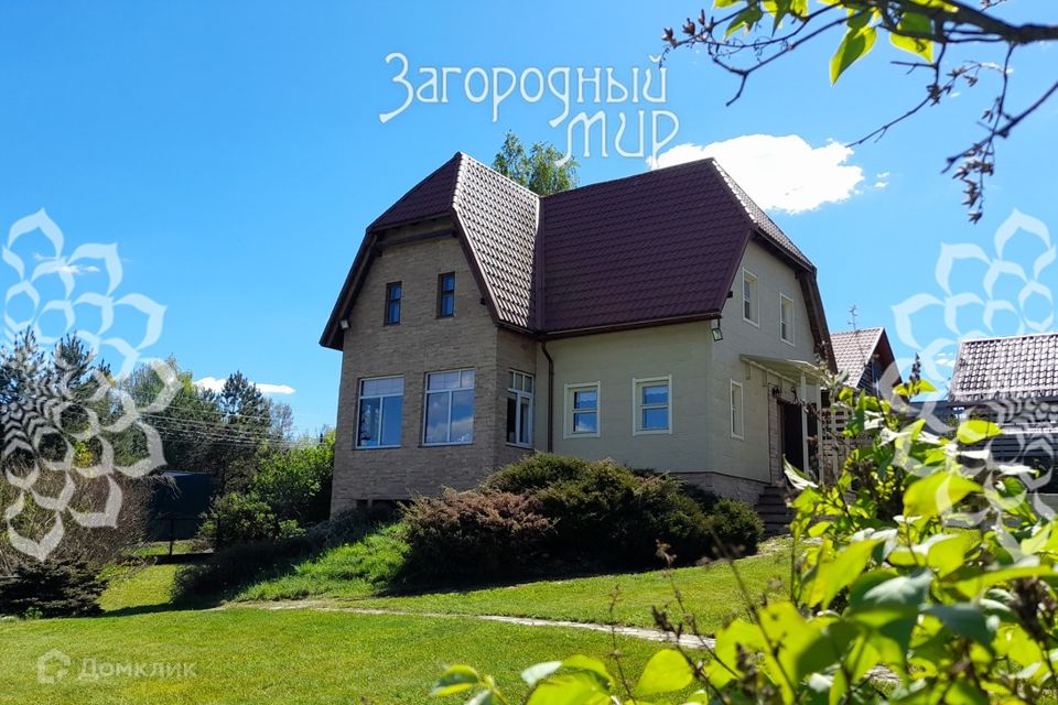 Продаётся 3-этажный дом, 180 м²