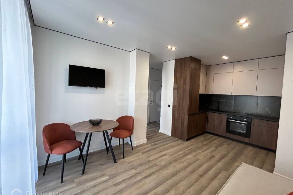 Продаётся 1-комнатная квартира, 37 м²