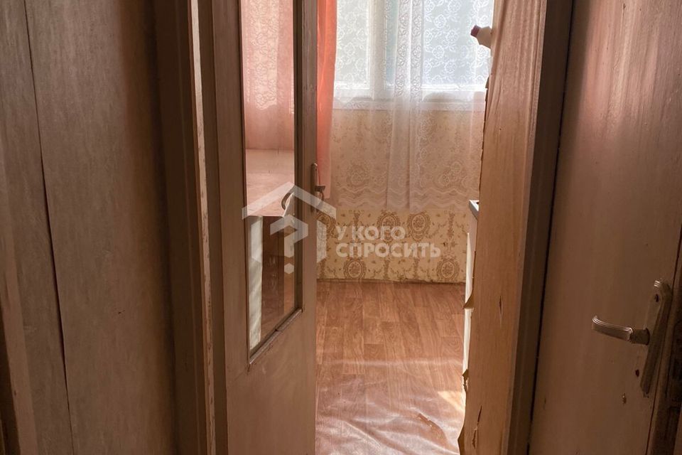 Продаётся комната в 3-комн. квартире, 18 м²