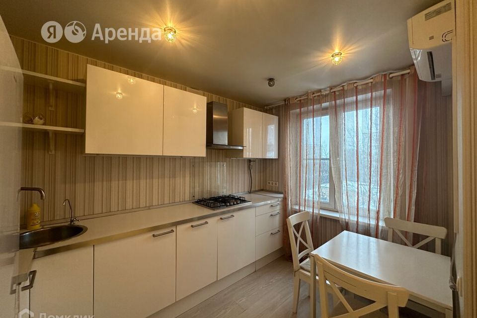 Сдаётся 2-комнатная квартира, 37 м²