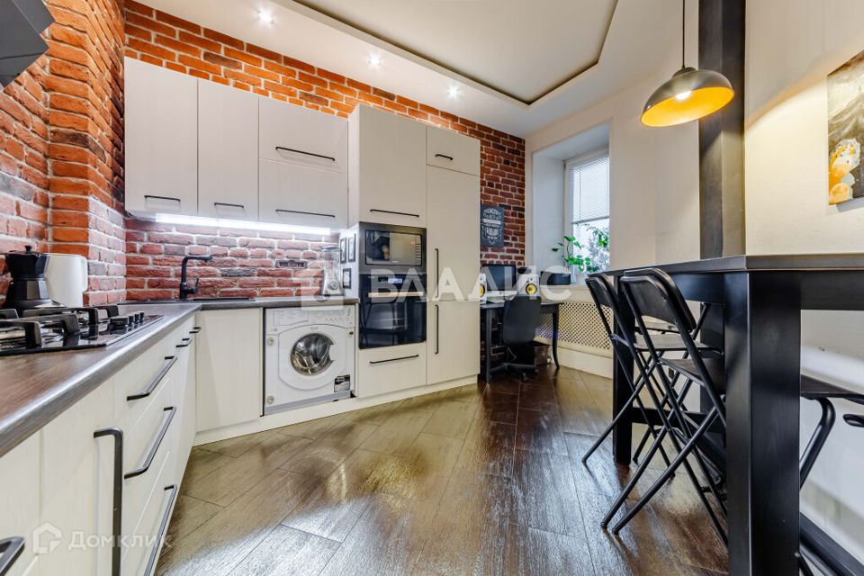 Продаётся 2-комнатная квартира, 64 м²