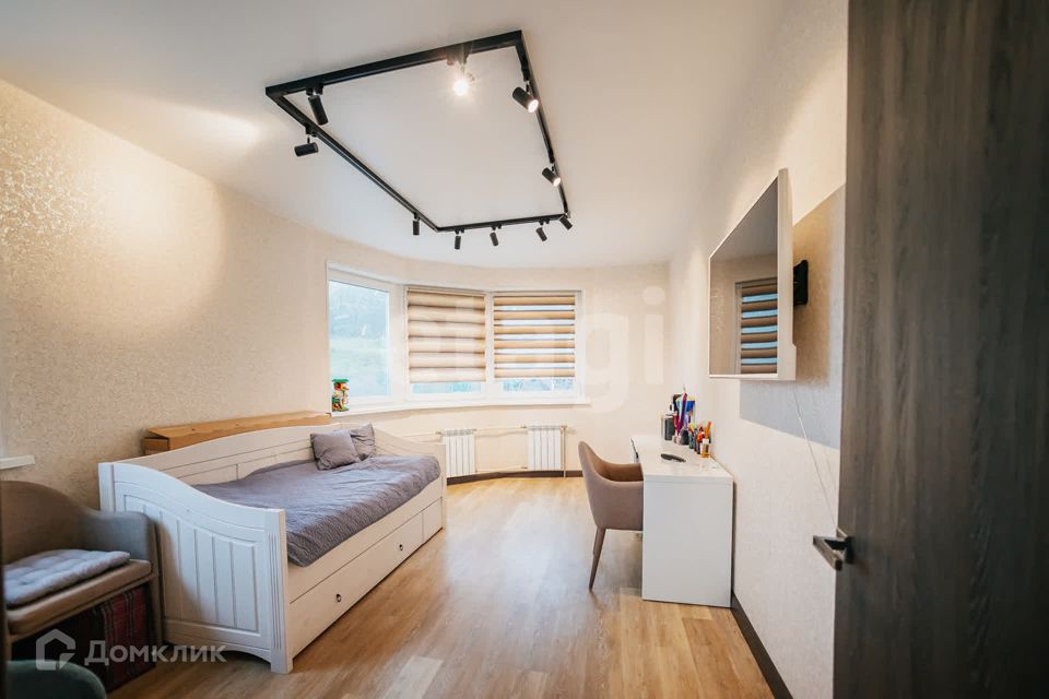 Продаётся 2-комнатная квартира, 62.2 м²