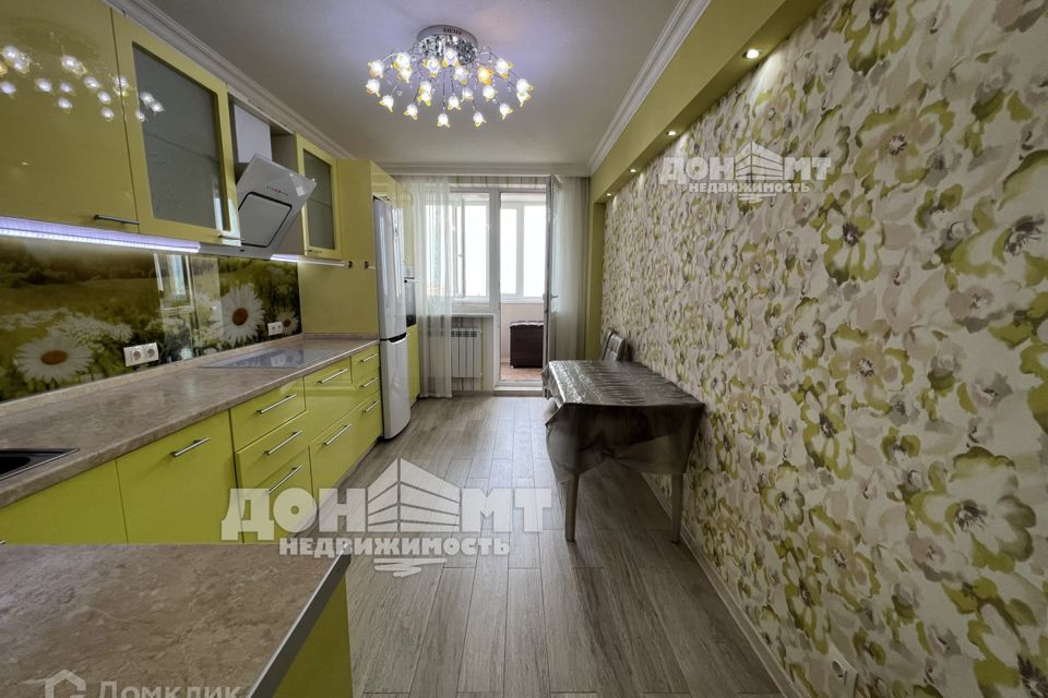 Продаётся 2-комнатная квартира, 67.8 м²